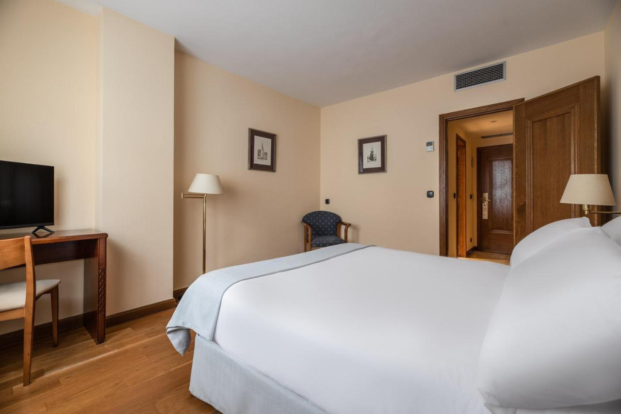 Exe Astur Plaza Hotell Astorga Eksteriør bilde