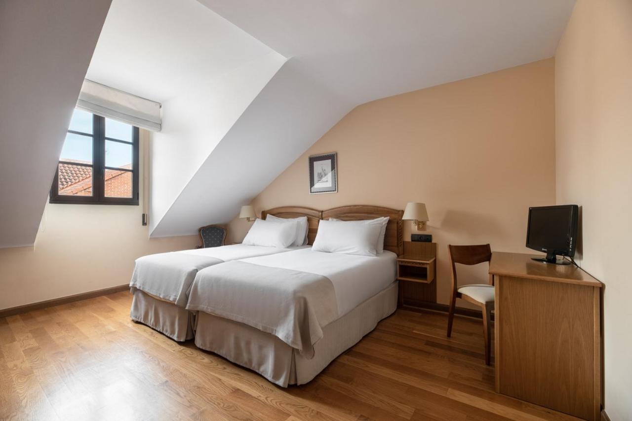 Exe Astur Plaza Hotell Astorga Eksteriør bilde