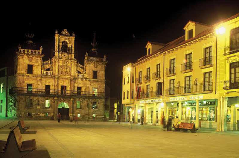 Exe Astur Plaza Hotell Astorga Eksteriør bilde